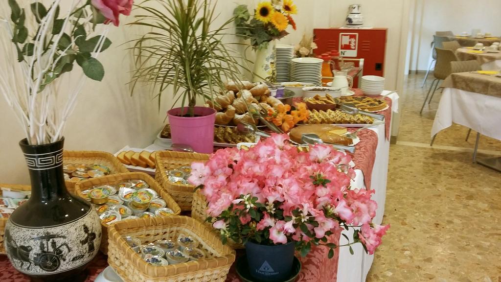 Hotel Condor Milano Marittima Luaran gambar