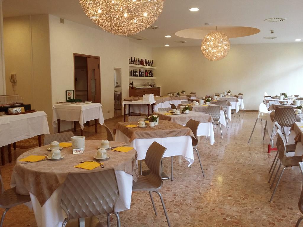 Hotel Condor Milano Marittima Luaran gambar