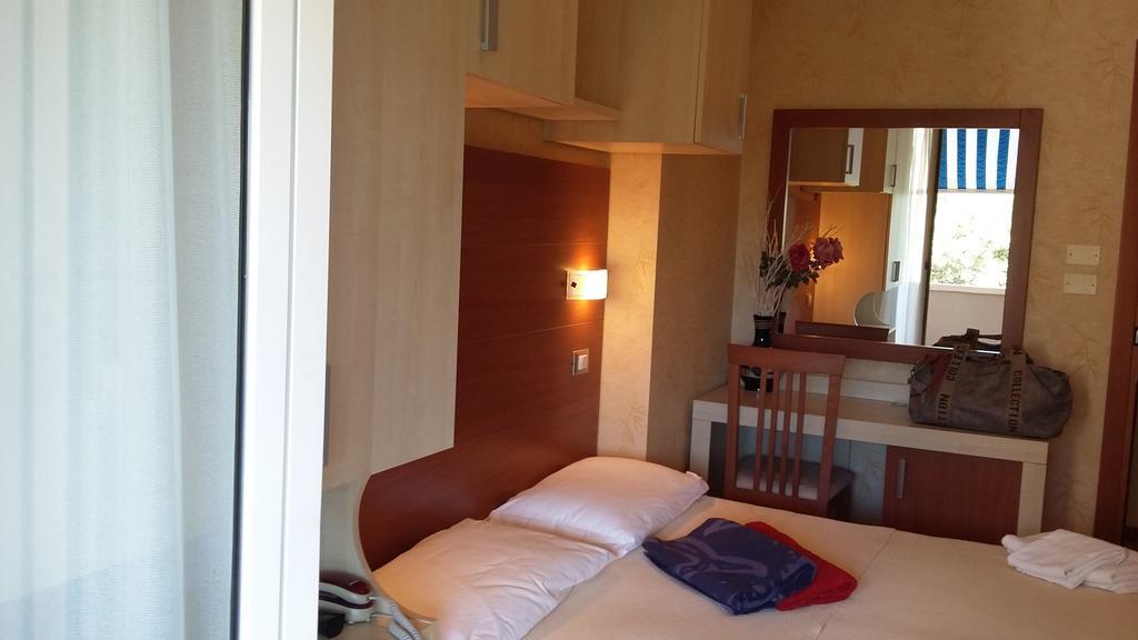 Hotel Condor Milano Marittima Luaran gambar